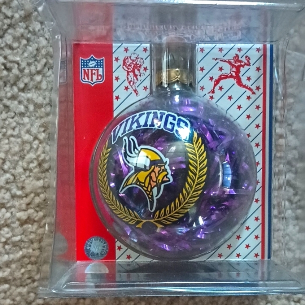 Minnesota Vikings NFL Glass Ornament